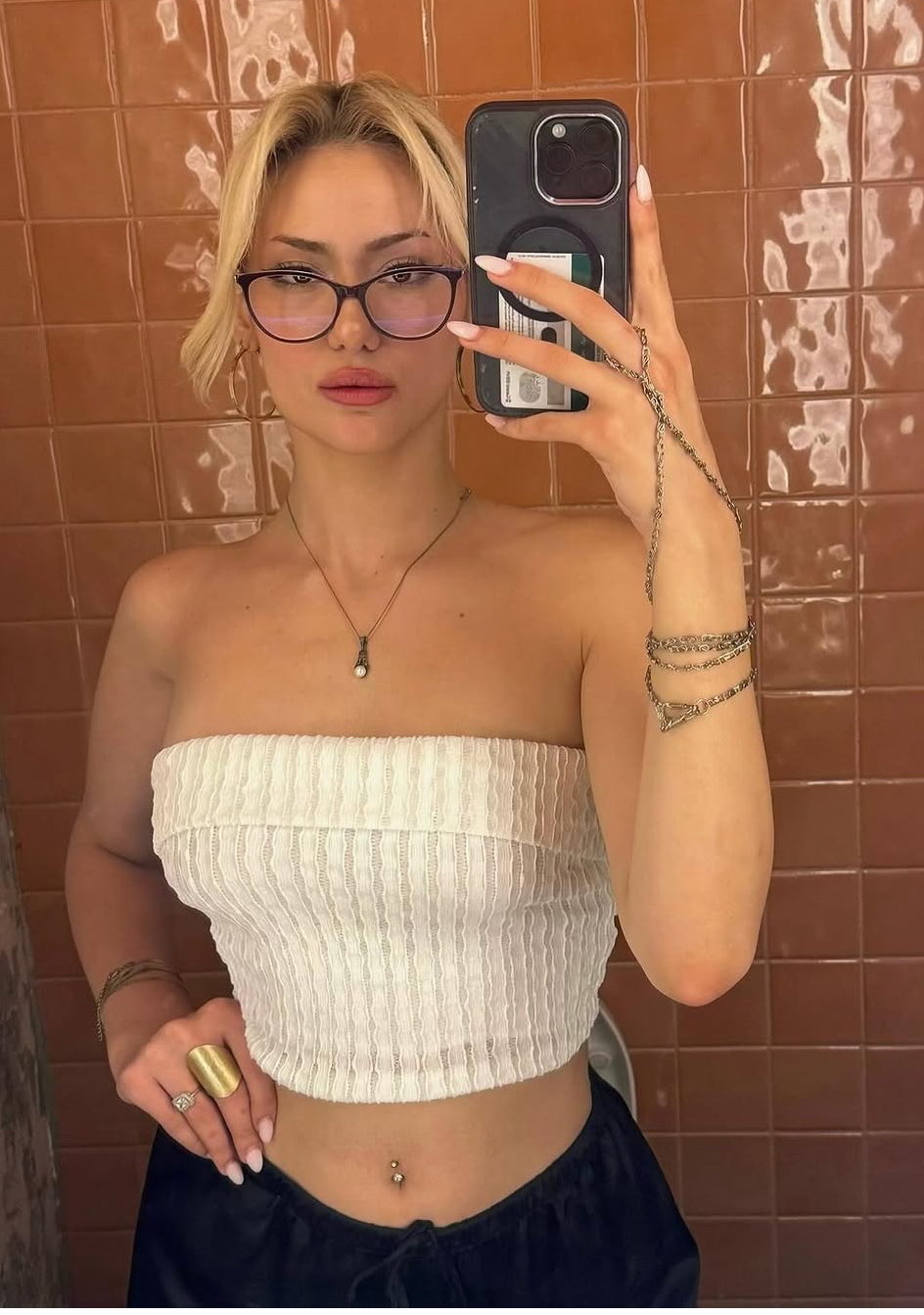 Havsa Şık Bayan Bayan Escort Selin